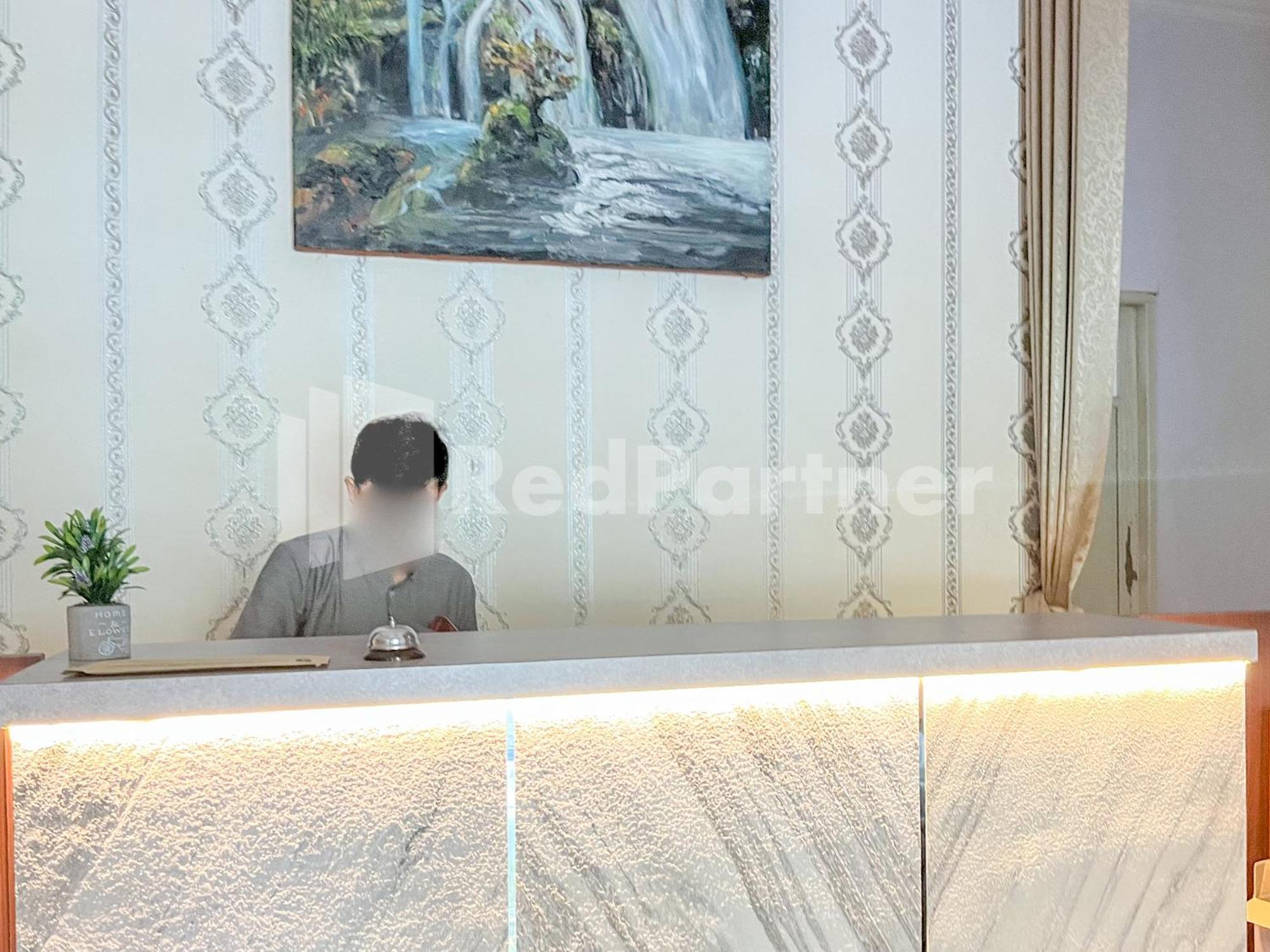 D Palma Near Lokananta Manahan Mitra Reddoorz Solo Exterior foto